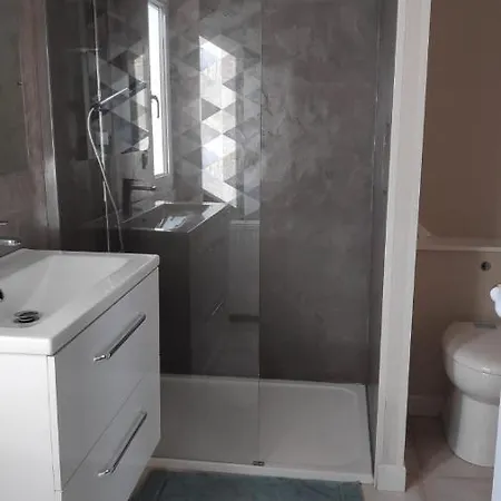 Privee Confort Bed & Breakfast Conlie